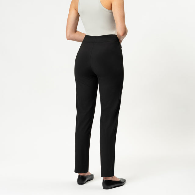 Asana Slim Hose