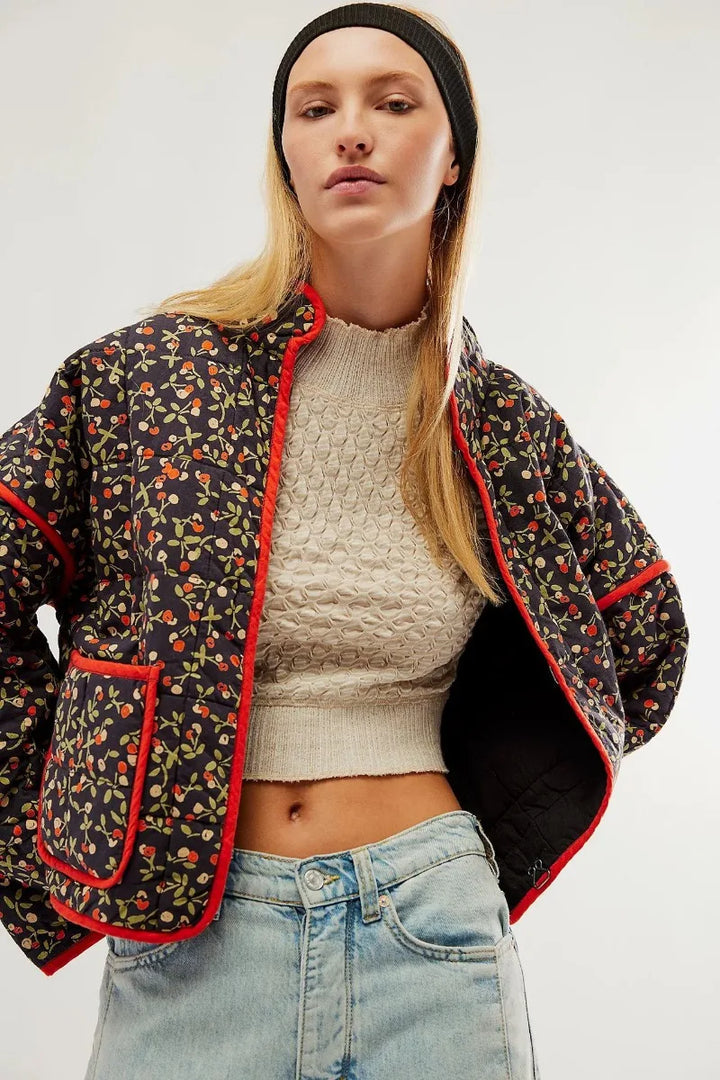 Eira Blumen-Quilted Cropped Jacke