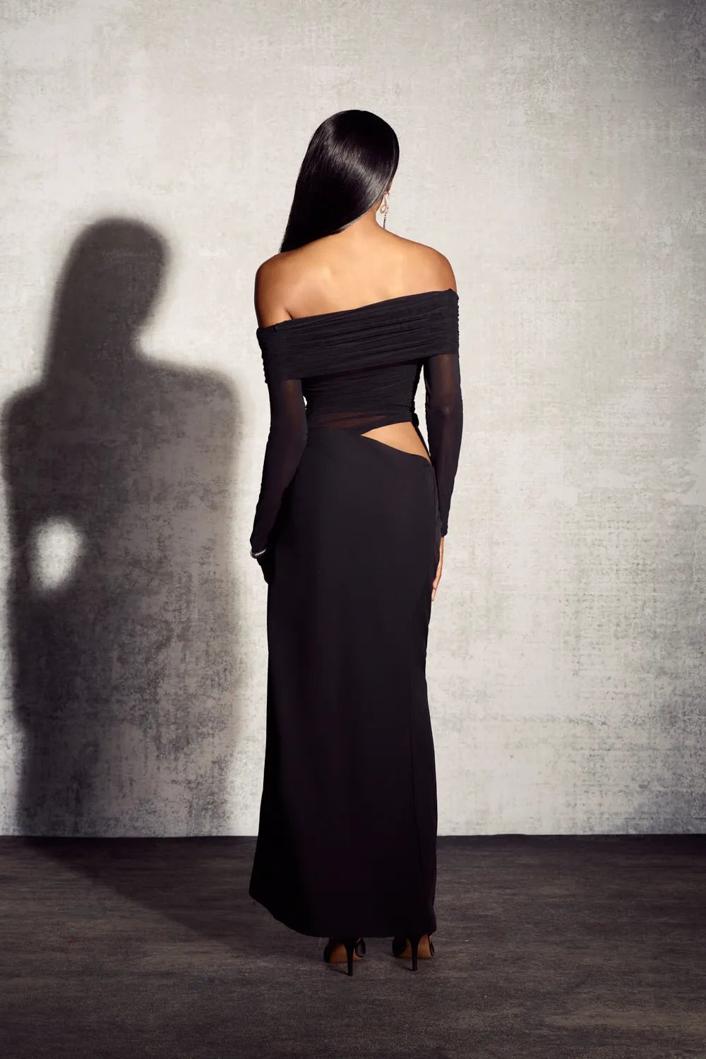 Verführerisches Ein-Schulter Mesh-Kleid
