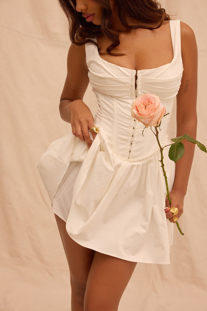 Verführerisches Sweetheart-Corset-Minikleid