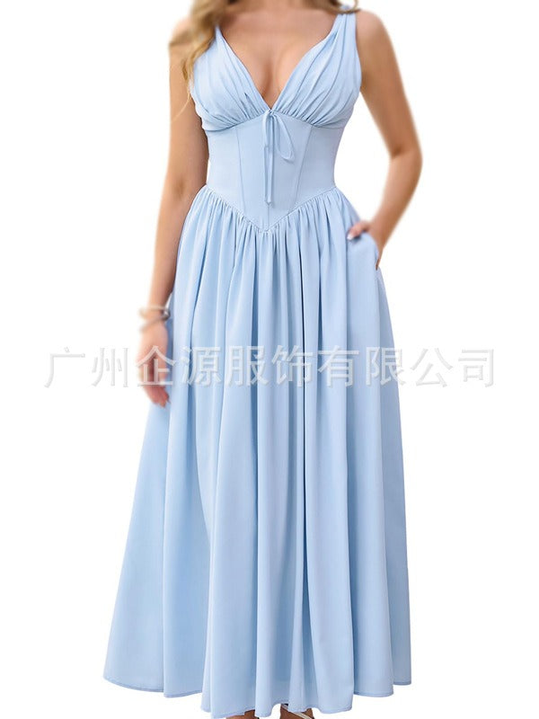 Dramatisches Corset-Maxikleid mit tiefem Dekolleté