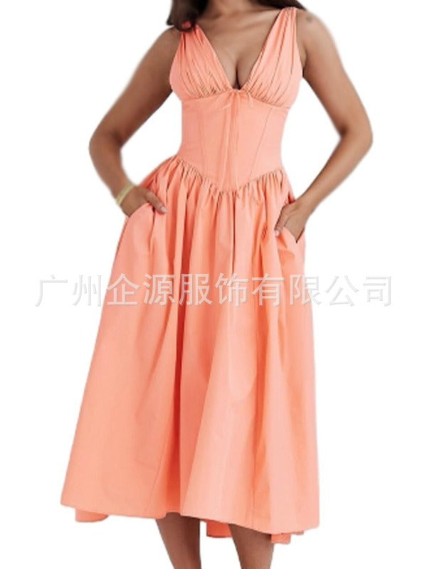 Dramatisches Corset-Maxikleid mit tiefem Dekolleté