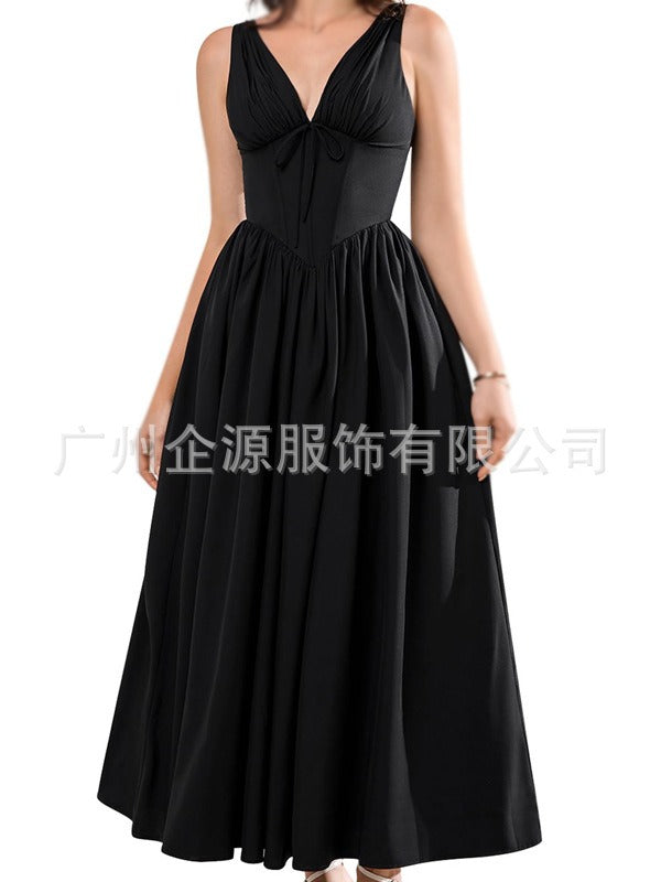 Dramatisches Corset-Maxikleid mit tiefem Dekolleté